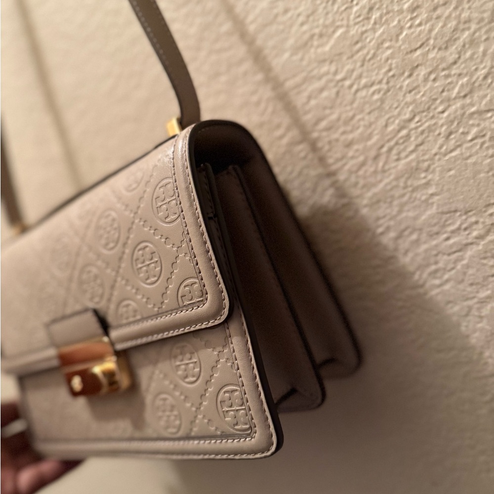 Tory Burch - Picture 13 of 16